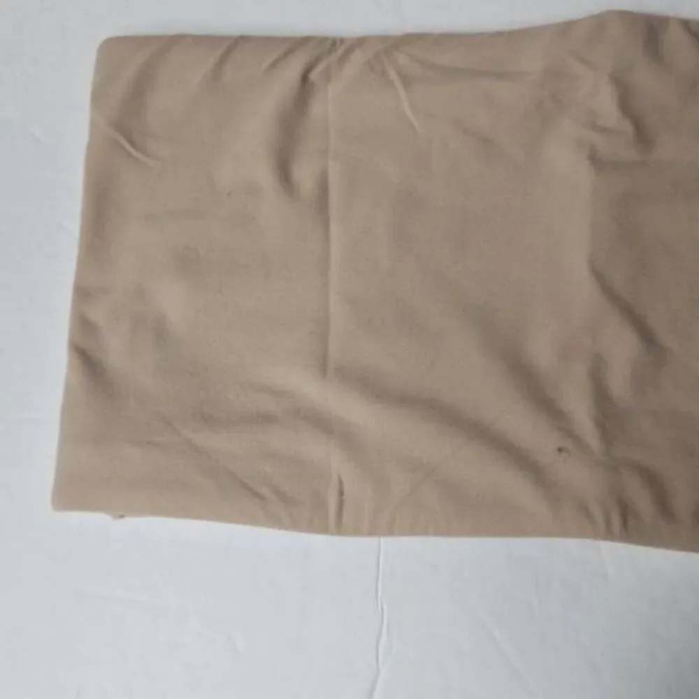 SKIMS  BANDEAU BRA NWT‎